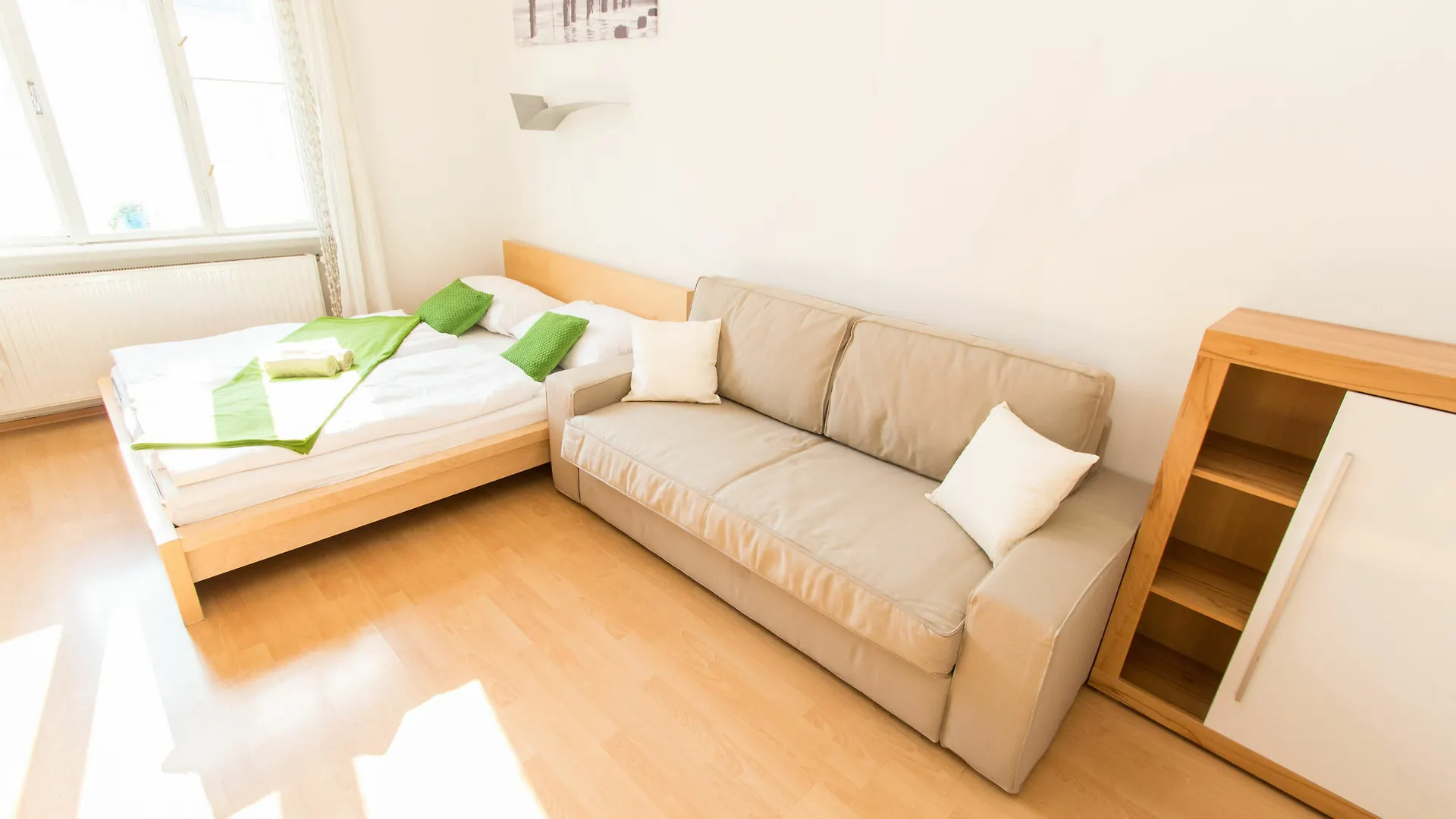Apartment Favoritenstrasse Vienna 0*,  Austria
